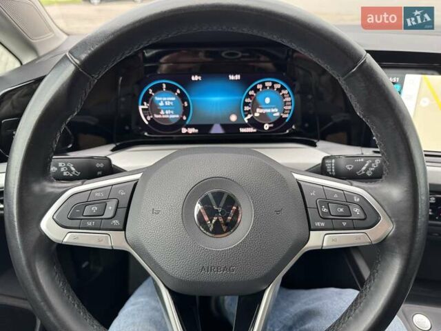 Серый Фольксваген Гольф, объемом двигателя 2 л и пробегом 160 тыс. км за 20800 $, фото 43 на Automoto.ua