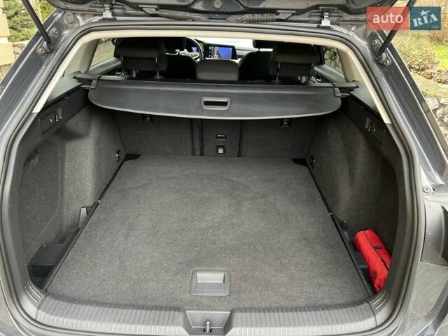 Серый Фольксваген Гольф, объемом двигателя 2 л и пробегом 211 тыс. км за 19899 $, фото 37 на Automoto.ua