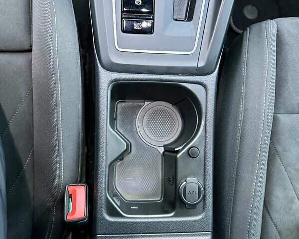 Серый Фольксваген Гольф, объемом двигателя 1.97 л и пробегом 205 тыс. км за 23500 $, фото 62 на Automoto.ua