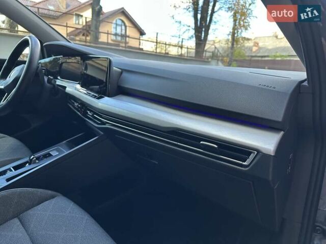 Серый Фольксваген Гольф, объемом двигателя 2 л и пробегом 215 тыс. км за 19300 $, фото 43 на Automoto.ua