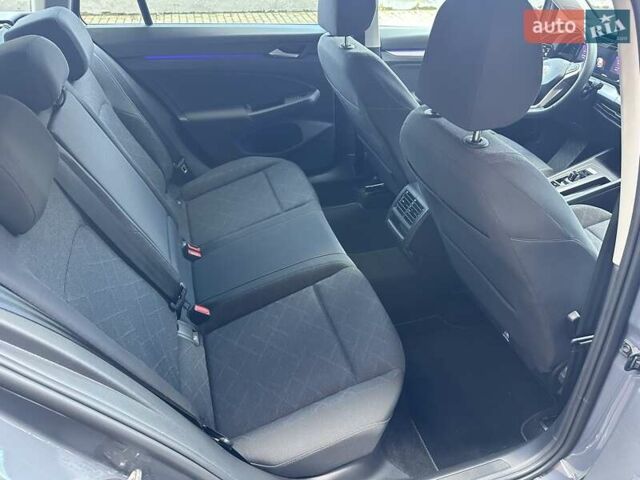 Серый Фольксваген Гольф, объемом двигателя 2 л и пробегом 215 тыс. км за 19300 $, фото 40 на Automoto.ua