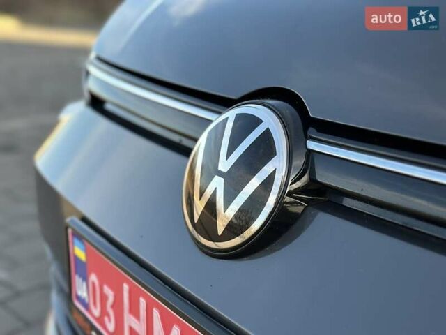 Серый Фольксваген Гольф, объемом двигателя 2 л и пробегом 215 тыс. км за 19300 $, фото 4 на Automoto.ua