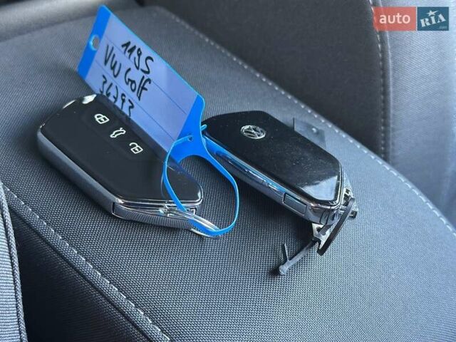 Серый Фольксваген Гольф, объемом двигателя 2 л и пробегом 215 тыс. км за 19300 $, фото 46 на Automoto.ua