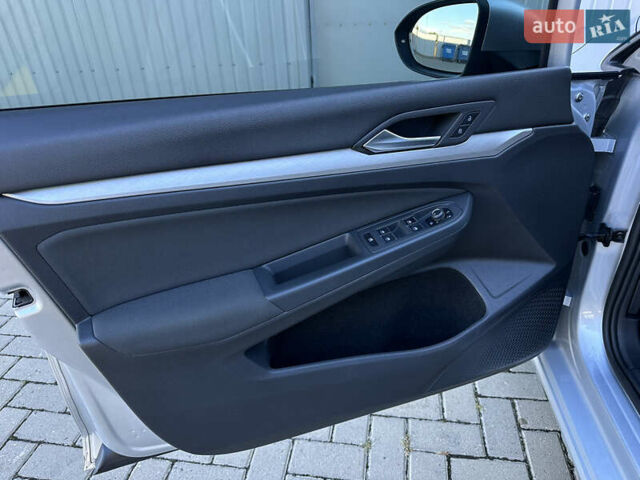 Серый Фольксваген Гольф, объемом двигателя 1.97 л и пробегом 149 тыс. км за 21300 $, фото 22 на Automoto.ua