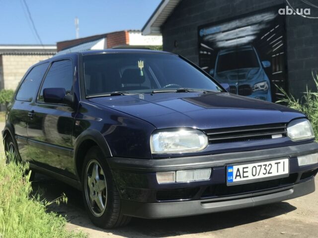 Синий Фольксваген Гольф, объемом двигателя 0 л и пробегом 80 тыс. км за 4000 $, фото 2 на Automoto.ua