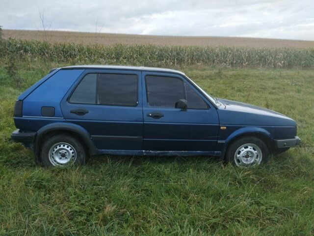 Синій Фольксваген Гольф, об'ємом двигуна 1.6 л та пробігом 200 тис. км за 1100 $, фото 1 на Automoto.ua