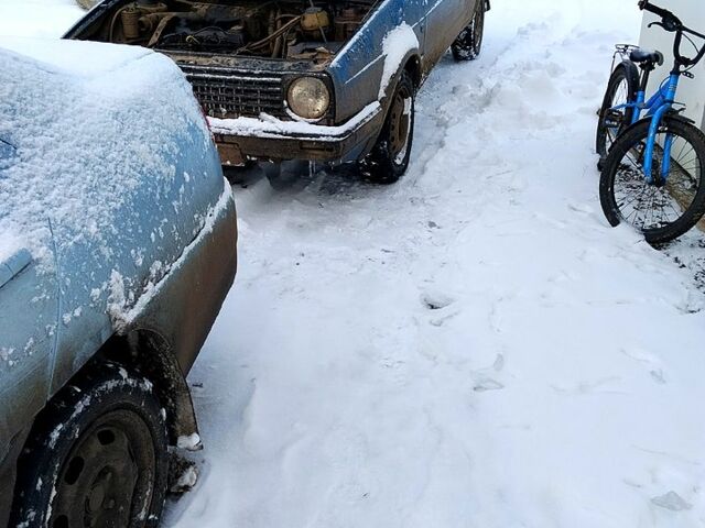 Синій Фольксваген Гольф, об'ємом двигуна 1.6 л та пробігом 0 тис. км за 650 $, фото 8 на Automoto.ua