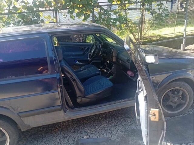 Синий Фольксваген Гольф, объемом двигателя 0 л и пробегом 250 тыс. км за 1100 $, фото 2 на Automoto.ua