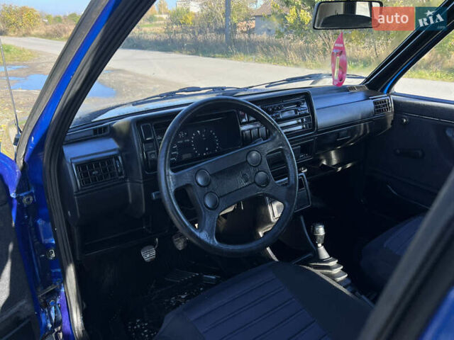 Синий Фольксваген Гольф, объемом двигателя 1.27 л и пробегом 300 тыс. км за 1550 $, фото 13 на Automoto.ua