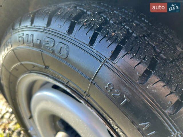 Синий Фольксваген Гольф, объемом двигателя 1.27 л и пробегом 300 тыс. км за 1550 $, фото 24 на Automoto.ua