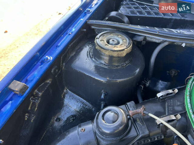 Синий Фольксваген Гольф, объемом двигателя 1.27 л и пробегом 300 тыс. км за 1550 $, фото 26 на Automoto.ua