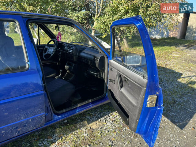 Синий Фольксваген Гольф, объемом двигателя 1.27 л и пробегом 300 тыс. км за 1550 $, фото 18 на Automoto.ua