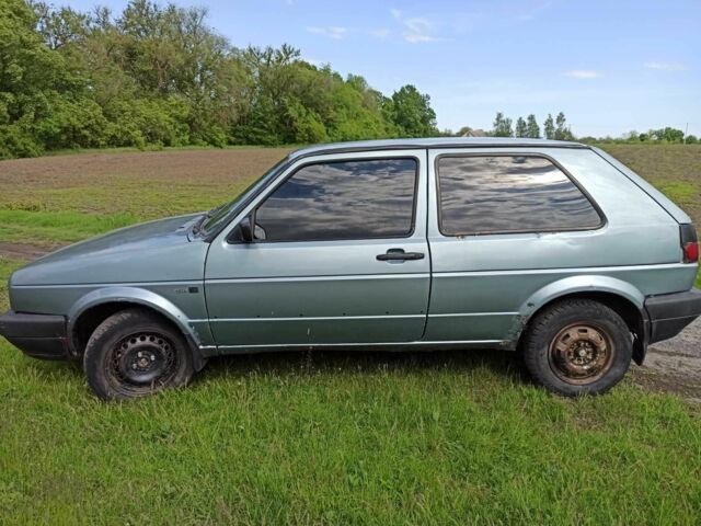 Синий Фольксваген Гольф, объемом двигателя 1.8 л и пробегом 468 тыс. км за 600 $, фото 1 на Automoto.ua