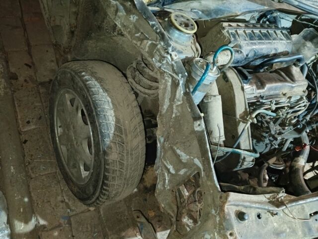 Синий Фольксваген Гольф, объемом двигателя 1.6 л и пробегом 1000 тыс. км за 500 $, фото 1 на Automoto.ua