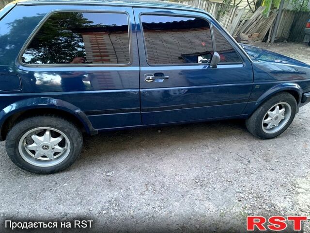 Синій Фольксваген Гольф, об'ємом двигуна 1.8 л та пробігом 80 тис. км за 2100 $, фото 2 на Automoto.ua