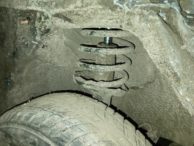 Синий Фольксваген Гольф, объемом двигателя 1.6 л и пробегом 1000 тыс. км за 500 $, фото 2 на Automoto.ua