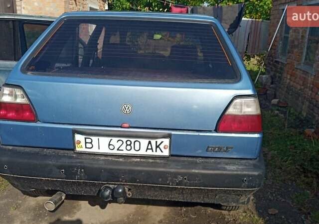 Синий Фольксваген Гольф, объемом двигателя 1.6 л и пробегом 500 тыс. км за 1500 $, фото 5 на Automoto.ua