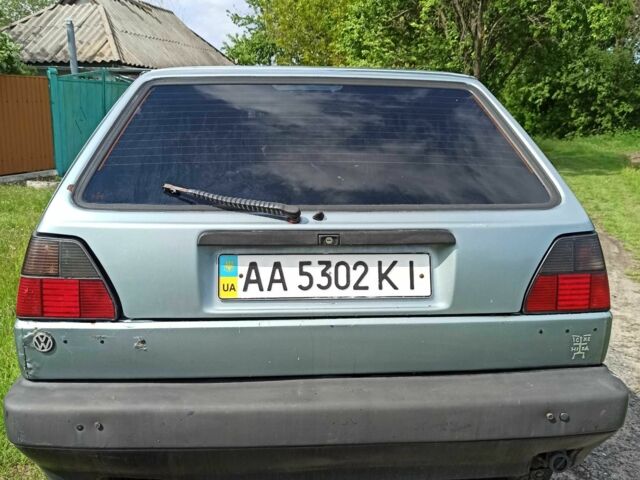 Синий Фольксваген Гольф, объемом двигателя 1.8 л и пробегом 468 тыс. км за 600 $, фото 2 на Automoto.ua