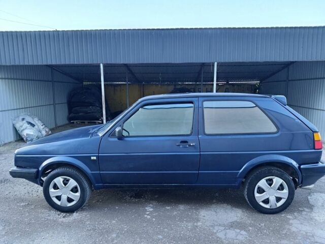 Синий Фольксваген Гольф, объемом двигателя 1.6 л и пробегом 370 тыс. км за 850 $, фото 6 на Automoto.ua