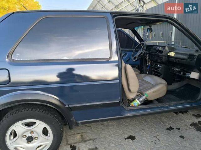 Синій Фольксваген Гольф, об'ємом двигуна 1.3 л та пробігом 256 тис. км за 1400 $, фото 3 на Automoto.ua
