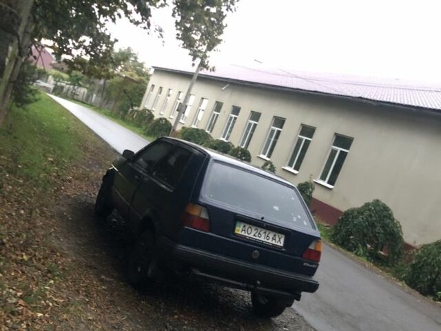 Синий Фольксваген Гольф, объемом двигателя 1.3 л и пробегом 200 тыс. км за 800 $, фото 2 на Automoto.ua