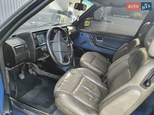 Синій Фольксваген Гольф, об'ємом двигуна 1.3 л та пробігом 256 тис. км за 1400 $, фото 6 на Automoto.ua