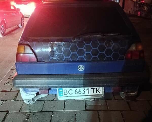 Синий Фольксваген Гольф, объемом двигателя 1.6 л и пробегом 300 тыс. км за 1100 $, фото 7 на Automoto.ua