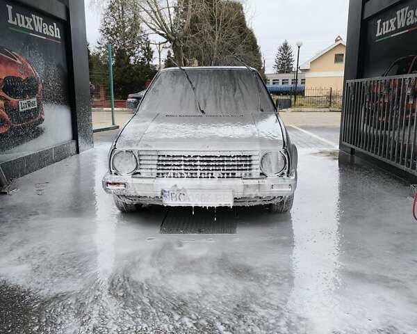 Синій Фольксваген Гольф, об'ємом двигуна 1.3 л та пробігом 256 тис. км за 1400 $, фото 14 на Automoto.ua