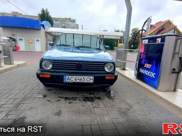 Синий Фольксваген Гольф, объемом двигателя 1.6 л и пробегом 350 тыс. км за 1000 $, фото 1 на Automoto.ua