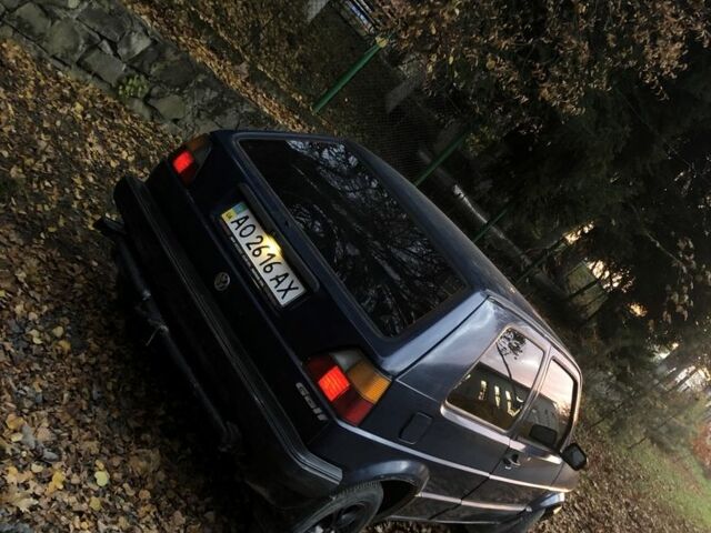 Синий Фольксваген Гольф, объемом двигателя 1.3 л и пробегом 200 тыс. км за 800 $, фото 6 на Automoto.ua