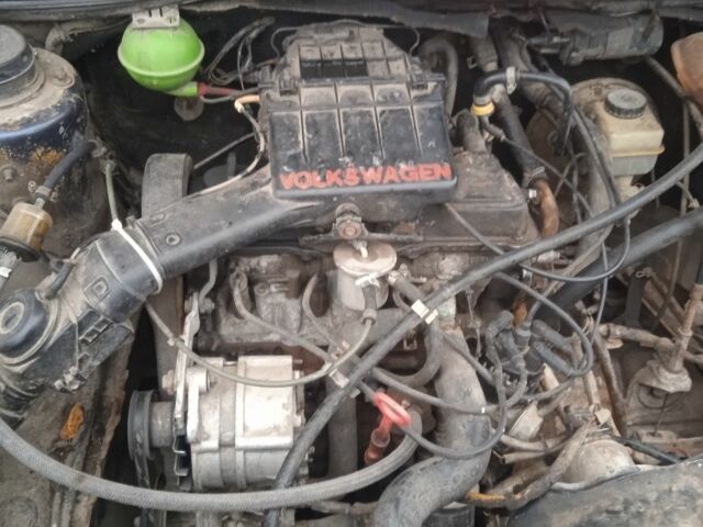 Синій Фольксваген Гольф, об'ємом двигуна 1.6 л та пробігом 80 тис. км за 882 $, фото 2 на Automoto.ua