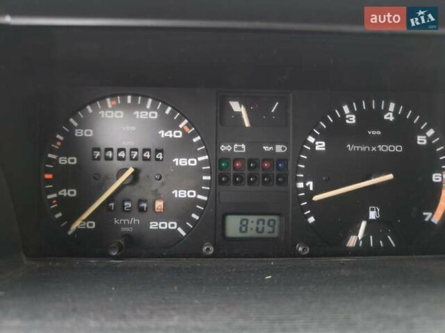 Синій Фольксваген Гольф, об'ємом двигуна 1.3 л та пробігом 714 тис. км за 1500 $, фото 1 на Automoto.ua