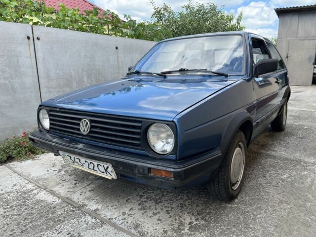 Синий Фольксваген Гольф, объемом двигателя 1.8 л и пробегом 250 тыс. км за 1200 $, фото 3 на Automoto.ua