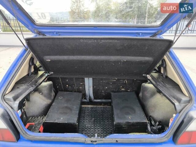 Синій Фольксваген Гольф, об'ємом двигуна 1.3 л та пробігом 714 тис. км за 1500 $, фото 14 на Automoto.ua