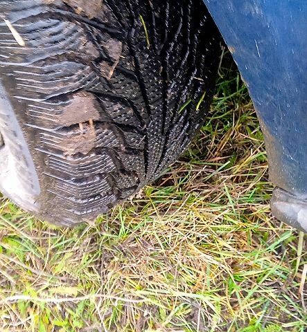 Синій Фольксваген Гольф, об'ємом двигуна 1.3 л та пробігом 200 тис. км за 1700 $, фото 1 на Automoto.ua