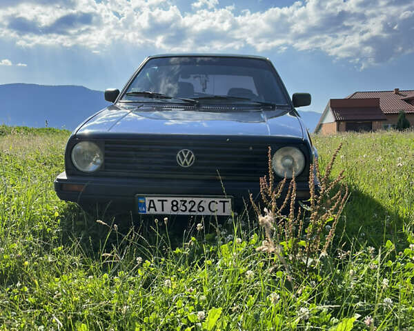 Синий Фольксваген Гольф, объемом двигателя 1.6 л и пробегом 300 тыс. км за 1600 $, фото 6 на Automoto.ua