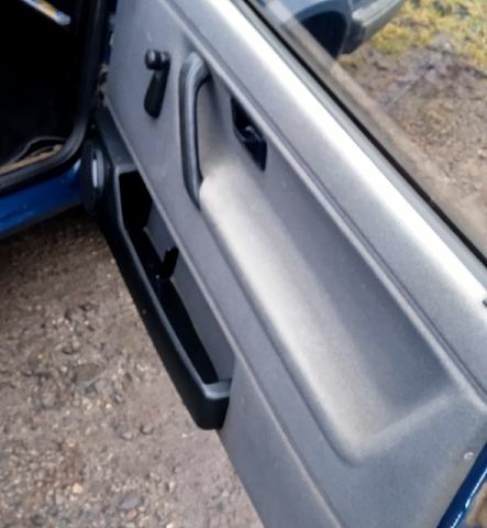 Синій Фольксваген Гольф, об'ємом двигуна 1.3 л та пробігом 200 тис. км за 1700 $, фото 11 на Automoto.ua