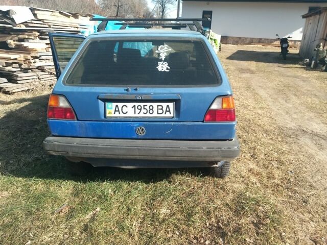 Синий Фольксваген Гольф, объемом двигателя 1.6 л и пробегом 520 тыс. км за 550 $, фото 2 на Automoto.ua