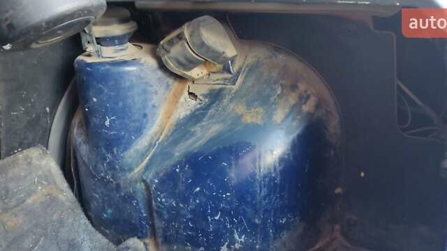 Синий Фольксваген Гольф, объемом двигателя 1.6 л и пробегом 399 тыс. км за 1200 $, фото 15 на Automoto.ua