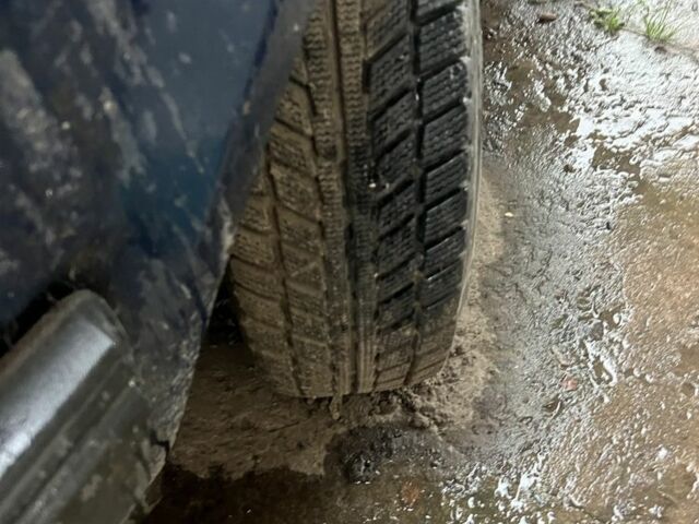 Синий Фольксваген Гольф, объемом двигателя 0 л и пробегом 170 тыс. км за 1100 $, фото 4 на Automoto.ua