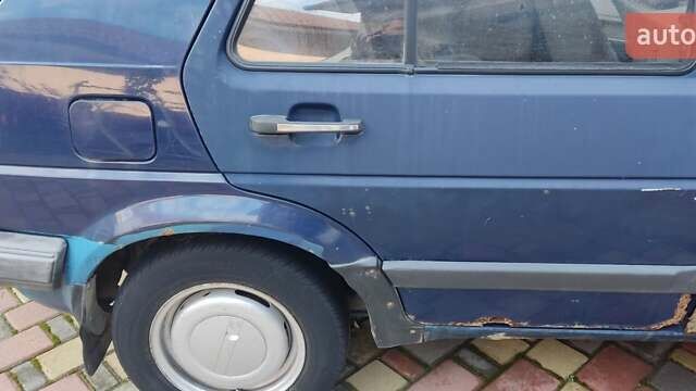 Синий Фольксваген Гольф, объемом двигателя 1.6 л и пробегом 399 тыс. км за 1200 $, фото 12 на Automoto.ua