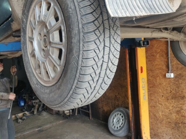 Синій Фольксваген Гольф, об'ємом двигуна 1 л та пробігом 256 тис. км за 761 $, фото 1 на Automoto.ua