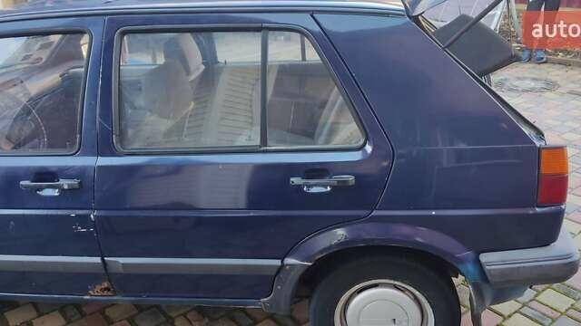 Синий Фольксваген Гольф, объемом двигателя 1.6 л и пробегом 399 тыс. км за 1200 $, фото 5 на Automoto.ua