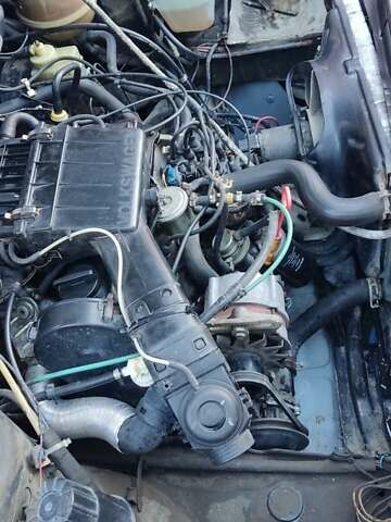 Синий Фольксваген Гольф, объемом двигателя 1.6 л и пробегом 399 тыс. км за 1200 $, фото 28 на Automoto.ua