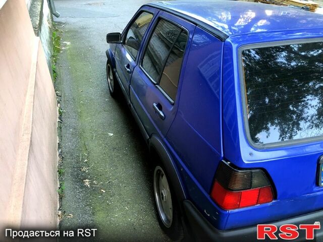 Синий Фольксваген Гольф, объемом двигателя 1.6 л и пробегом 0 тыс. км за 1650 $, фото 2 на Automoto.ua