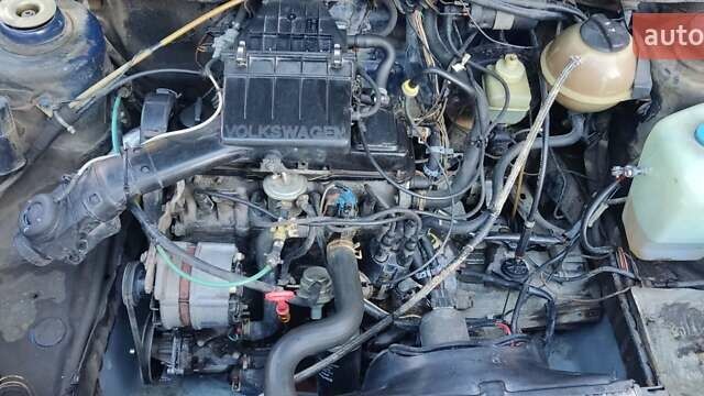 Синий Фольксваген Гольф, объемом двигателя 1.6 л и пробегом 399 тыс. км за 1200 $, фото 27 на Automoto.ua