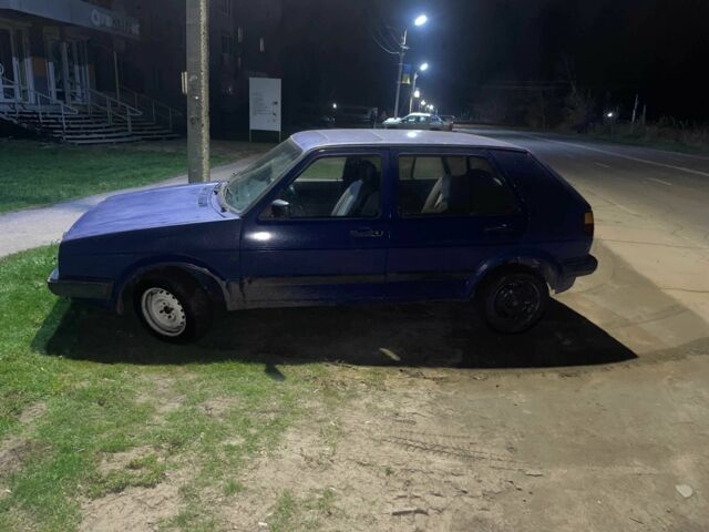 Синий Фольксваген Гольф, объемом двигателя 1.8 л и пробегом 3 тыс. км за 832 $, фото 3 на Automoto.ua