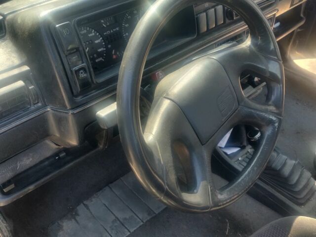 Синій Фольксваген Гольф, об'ємом двигуна 1 л та пробігом 256 тис. км за 761 $, фото 6 на Automoto.ua