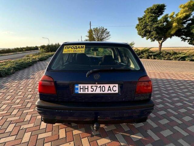 Синий Фольксваген Гольф, объемом двигателя 1.8 л и пробегом 230 тыс. км за 2400 $, фото 1 на Automoto.ua