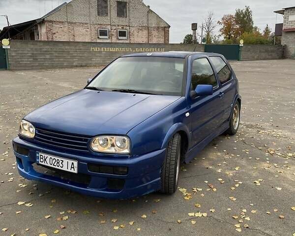 Синій Фольксваген Гольф, об'ємом двигуна 2.8 л та пробігом 69 тис. км за 2200 $, фото 5 на Automoto.ua